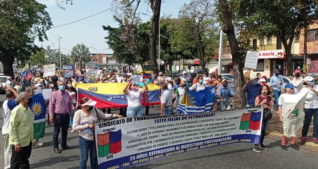 Pensionados y jubilados protestaron este 9 de marzo para exigir aumento ...