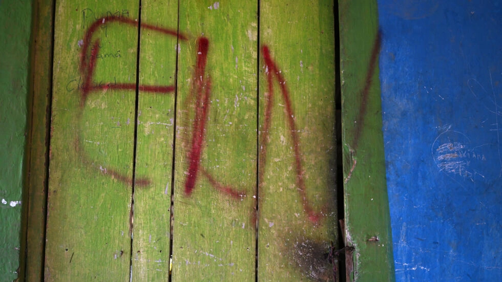 La guerrilla del ELN congela los diálogos de paz con el gobierno de ...